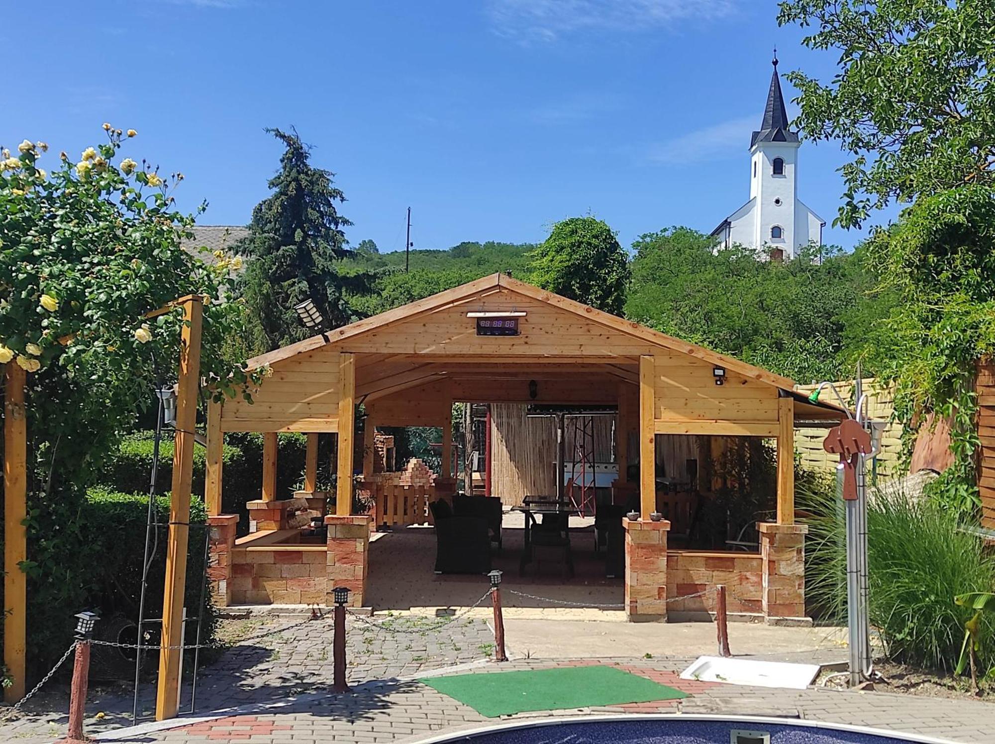 Guesthouse Ilona Velky Kamenec Exterior foto